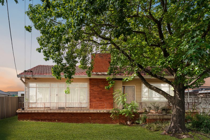 Photo - 890 The Horsley Drive, Smithfield NSW 2164 - Image 3