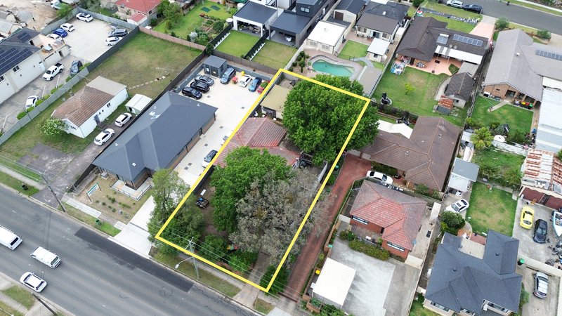 Photo - 890 The Horsley Drive, Smithfield NSW 2164 - Image 5