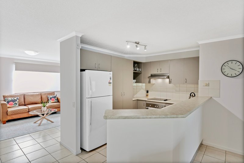 Photo - 8/91-97 Duporth Avenue, Maroochydore QLD 4558 - Image 2