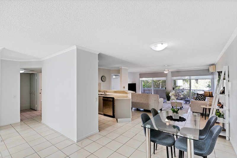 Photo - 8/91-97 Duporth Avenue, Maroochydore QLD 4558 - Image 4