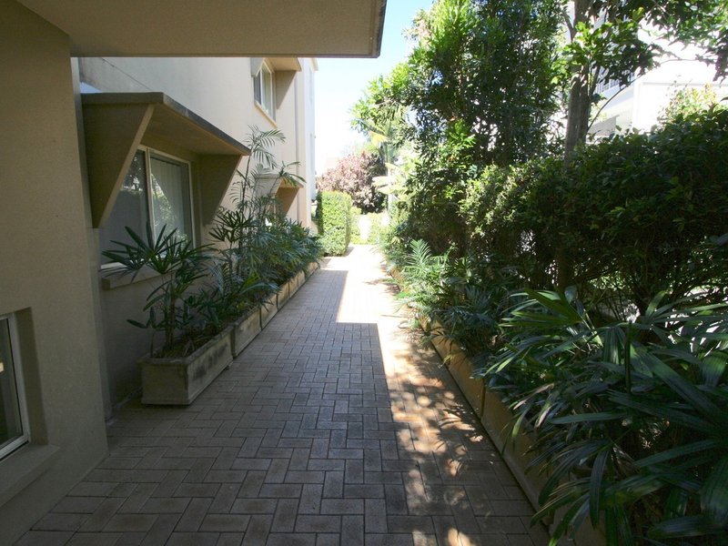 Photo - 8/91 Mclean Street, Coolangatta QLD 4225 - Image 7