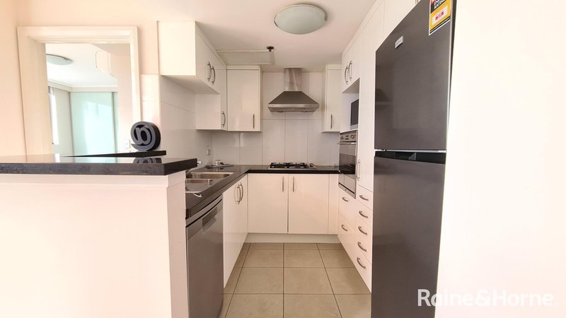 Photo - 89/13-15 Hassall Street, Parramatta NSW 2150 - Image 3