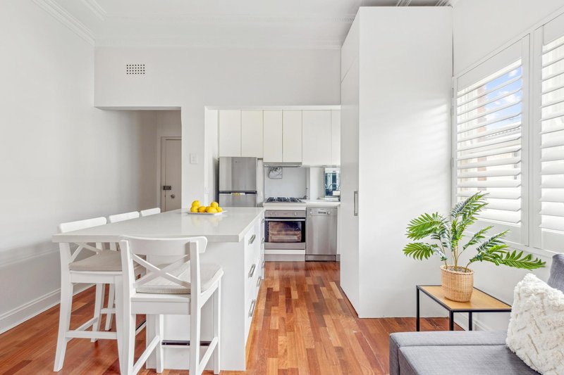 Photo - 8/98 Coogee Bay Road, Coogee NSW 2034 - Image 2