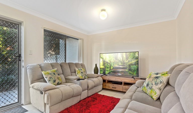 Photo - 8/99-113 Peverell Street, Hillcrest QLD 4118 - Image 4