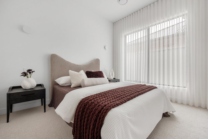Photo - 8A Army Avenue, Reservoir VIC 3073 - Image 7