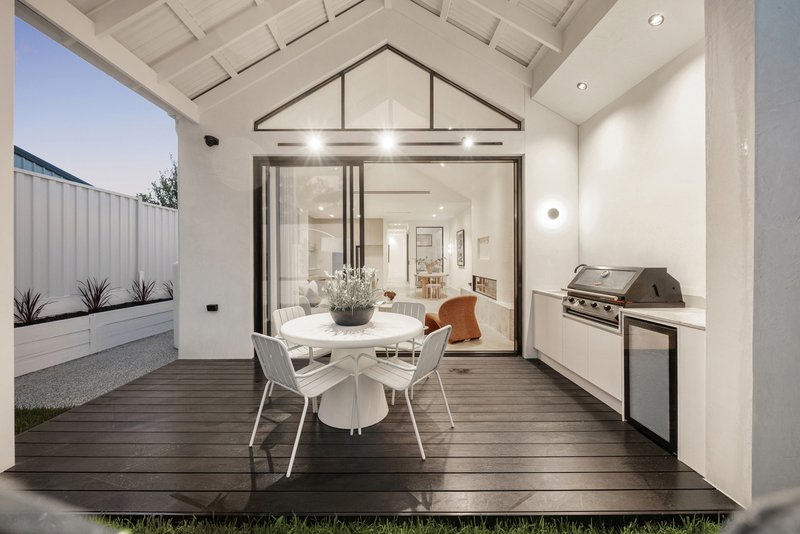 Photo - 8A Army Avenue, Reservoir VIC 3073 - Image 17