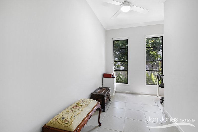 Photo - 8a Barron Rd , Margate QLD 4019 - Image 11