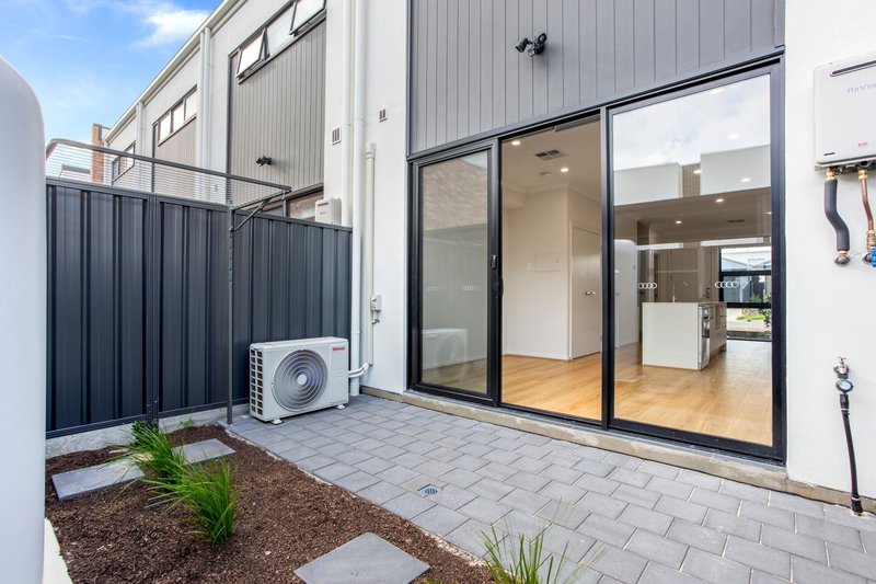 Photo - 8a Barry Drive, Findon SA 5023 - Image 16