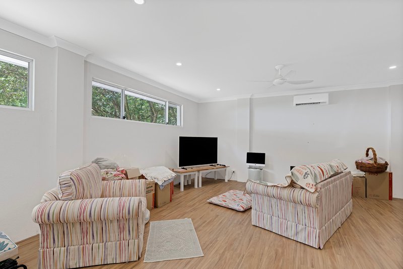 Photo - 8a Burnett Place, Tewantin QLD 4565 - Image 3