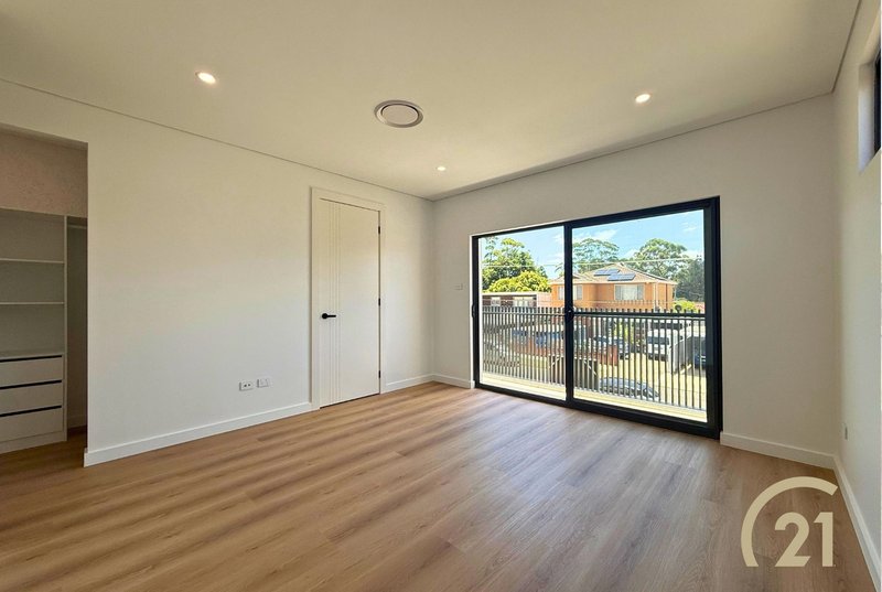 Photo - 8A Clarence Street, Canley Heights NSW 2166 - Image 8