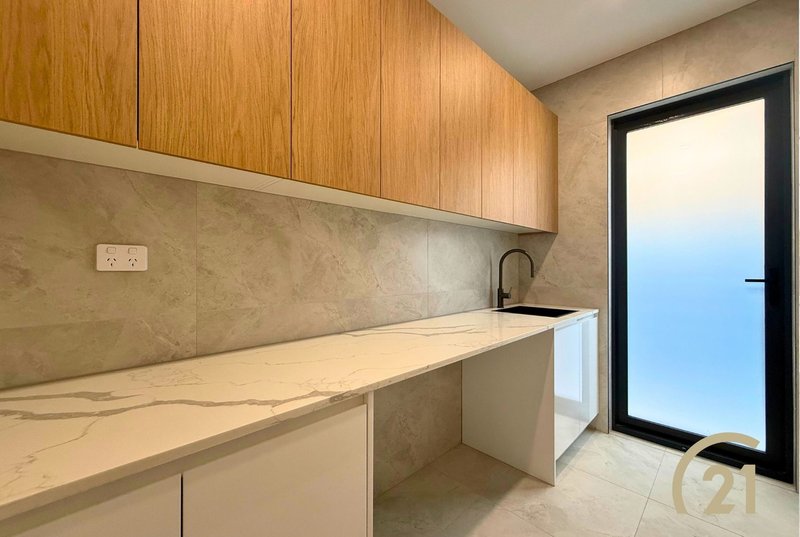 Photo - 8A Clarence Street, Canley Heights NSW 2166 - Image 16