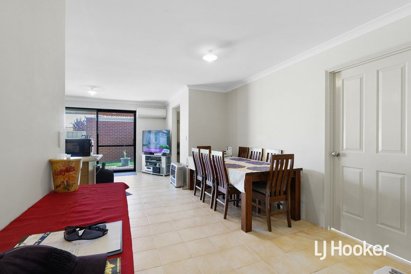 Photo - 8A Coralie Court, Armadale WA 6112 - Image 3