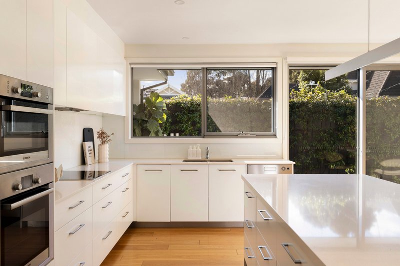 Photo - 8A Crawford Street, Cheltenham VIC 3192 - Image 6