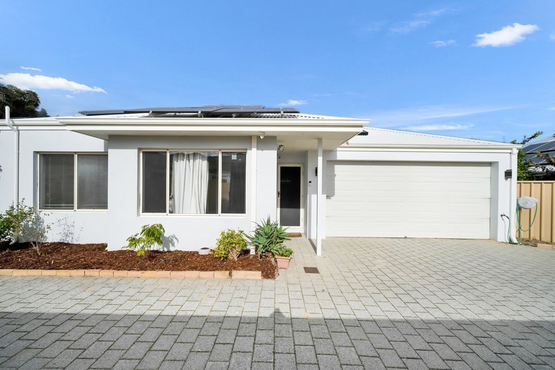 Photo - 8A Cunnington Way, Queens Park WA 6107 - Image 1