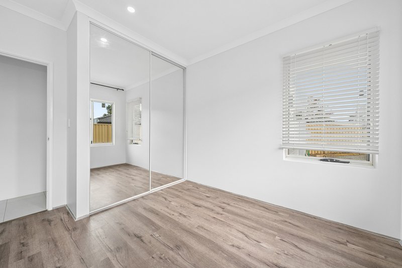 Photo - 8A Cunnington Way, Queens Park WA 6107 - Image 14