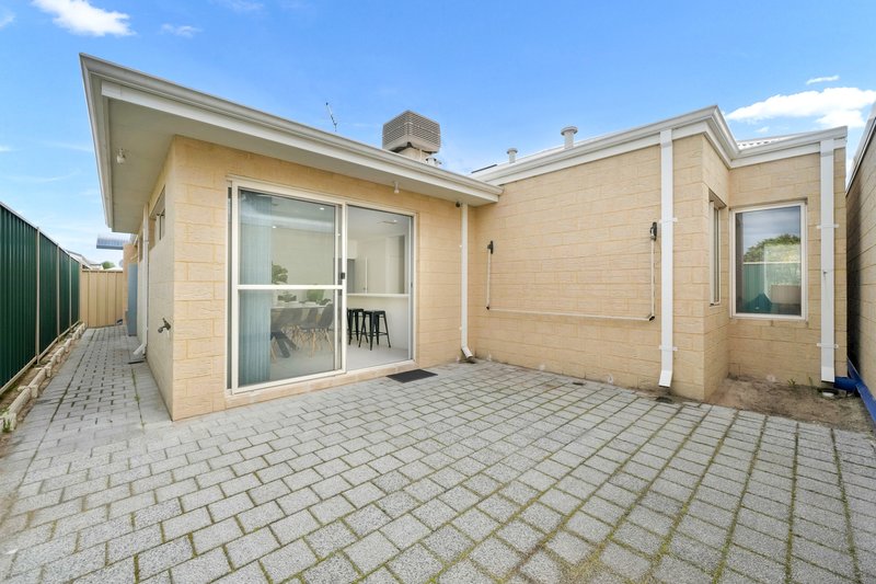 Photo - 8A Cunnington Way, Queens Park WA 6107 - Image 23