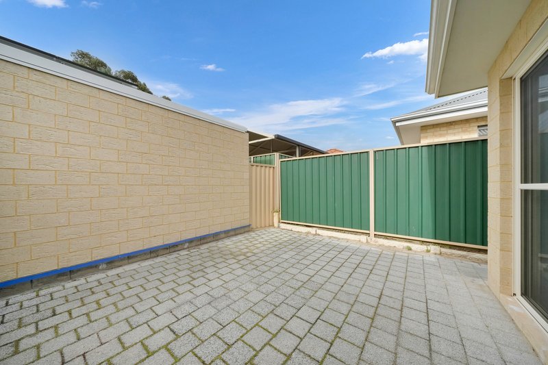 Photo - 8A Cunnington Way, Queens Park WA 6107 - Image 24