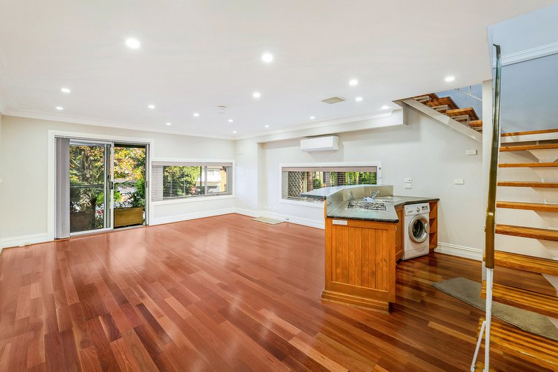 Photo - 8A Dakara Drive, Frenchs Forest NSW 2086 - Image 3