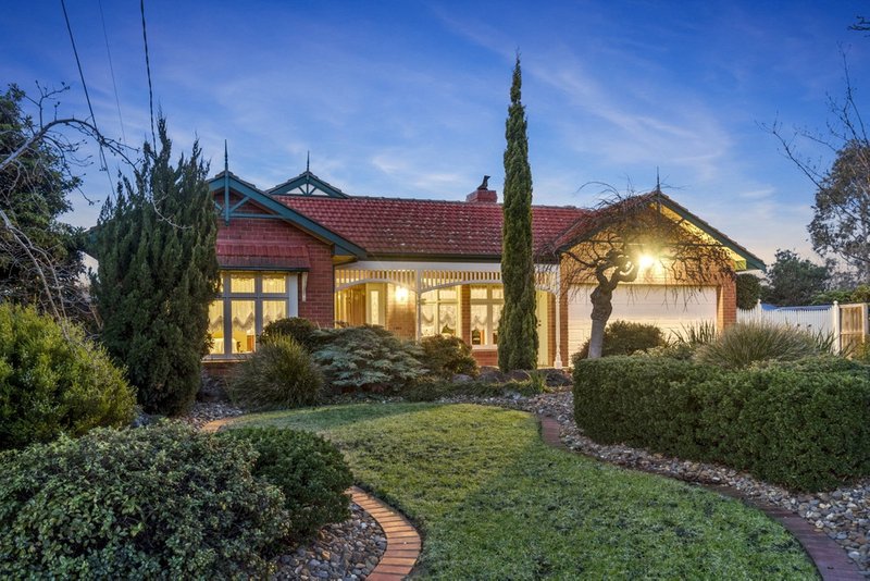 Photo - 8A De Garis Place, Werribee VIC 3030 - Image 3