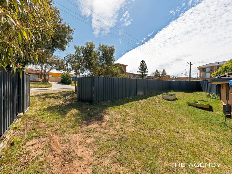 Photo - 8A Glendower Way, Spearwood WA 6163 - Image 11