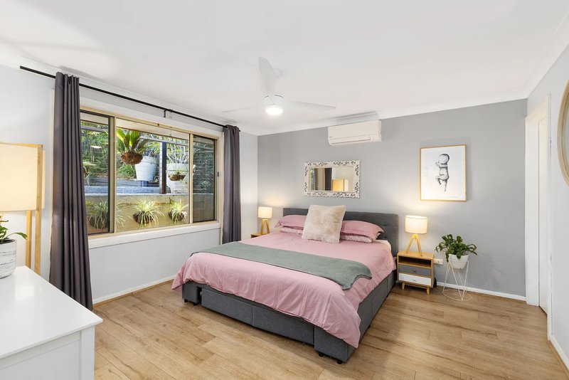 Photo - 8A Grevillea Crescent, Hornsby Heights NSW 2077 - Image 6
