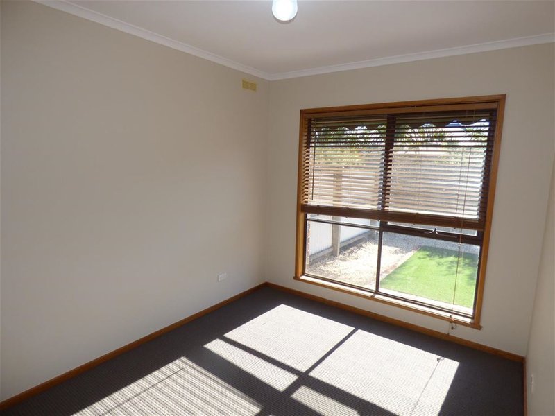 Photo - 8A Harriett Street, Horsham VIC 3400 - Image 10