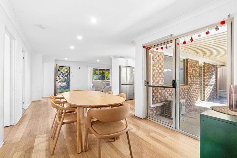 Photo - 8A Houston Drive, Crestmead QLD 4132 - Image 4