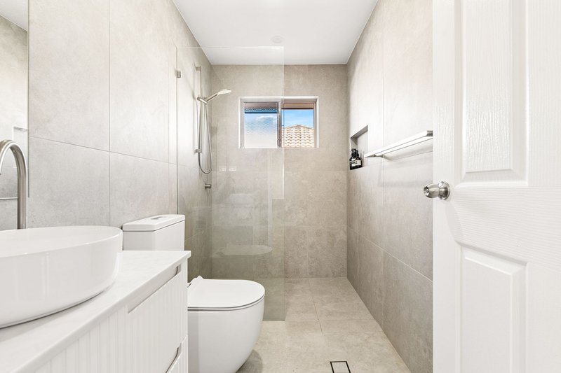 Photo - 8A Houston Drive, Crestmead QLD 4132 - Image 10