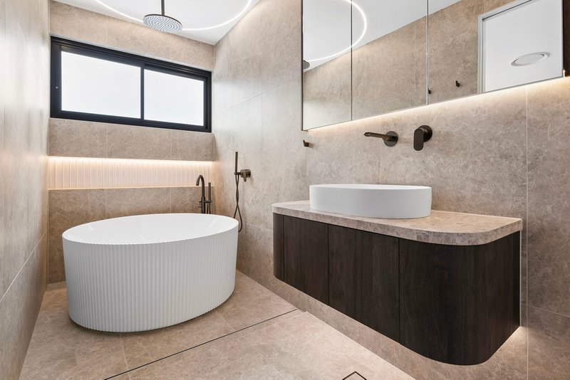 Photo - 8A Ian Street, North Ryde NSW 2113 - Image 8