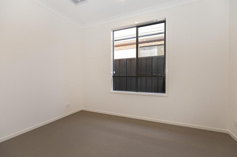 Photo - 8A John Street, Old Noarlunga SA 5168 - Image 6