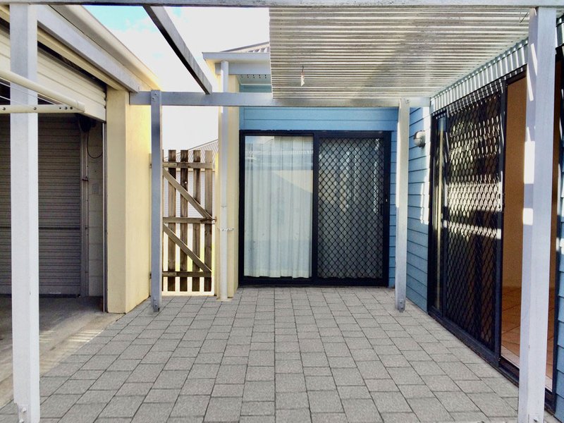 Photo - 8a Jubilee Street, Mackay QLD 4740 - Image 7