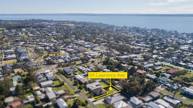 8A Lawrence Avenue, Cowes VIC 3922