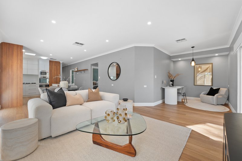 Photo - 8a Liverpool Street, Shoalwater WA 6169 - Image 3