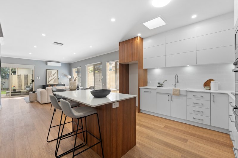 Photo - 8a Liverpool Street, Shoalwater WA 6169 - Image 6
