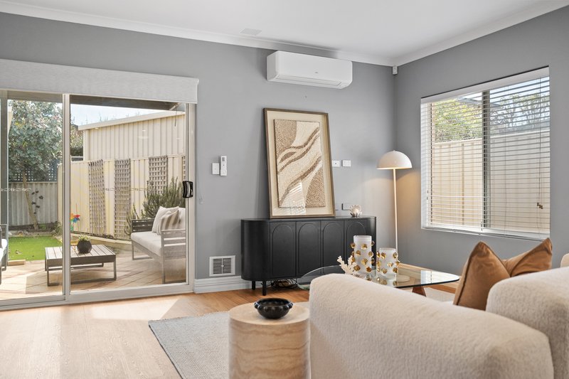 Photo - 8a Liverpool Street, Shoalwater WA 6169 - Image 8