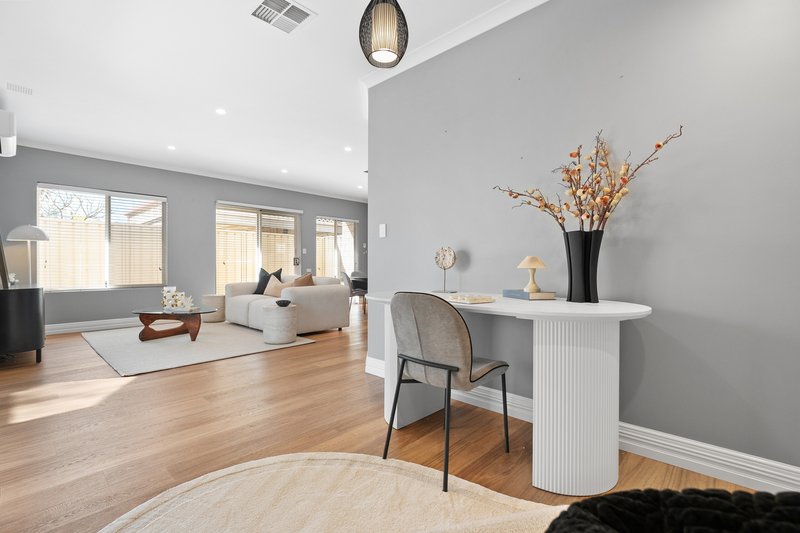 Photo - 8a Liverpool Street, Shoalwater WA 6169 - Image 13