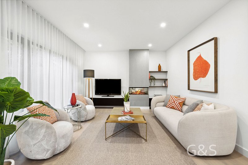 Photo - 8A Malcolm Court, Mount Waverley VIC 3149 - Image 5