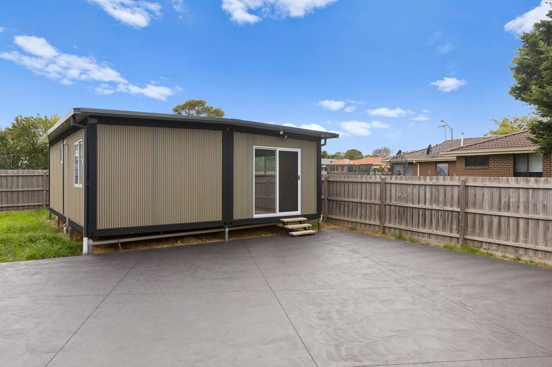 Photo - 8A Muirkirk Close, Endeavour Hills VIC 3802 - Image 8