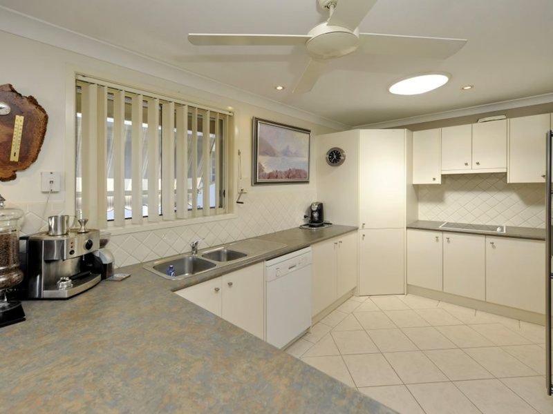 Photo - 8A Ocean Avenue, Anna Bay NSW 2316 - Image 2