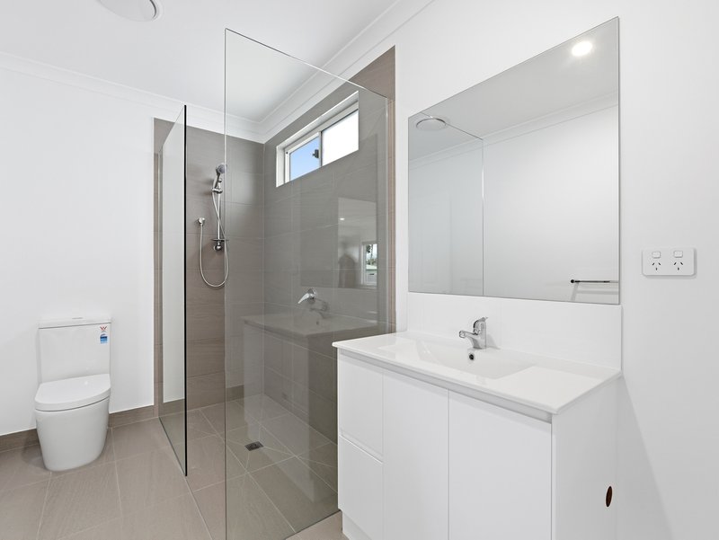 Photo - 8A Paruna Place, Hoppers Crossing VIC 3029 - Image 18