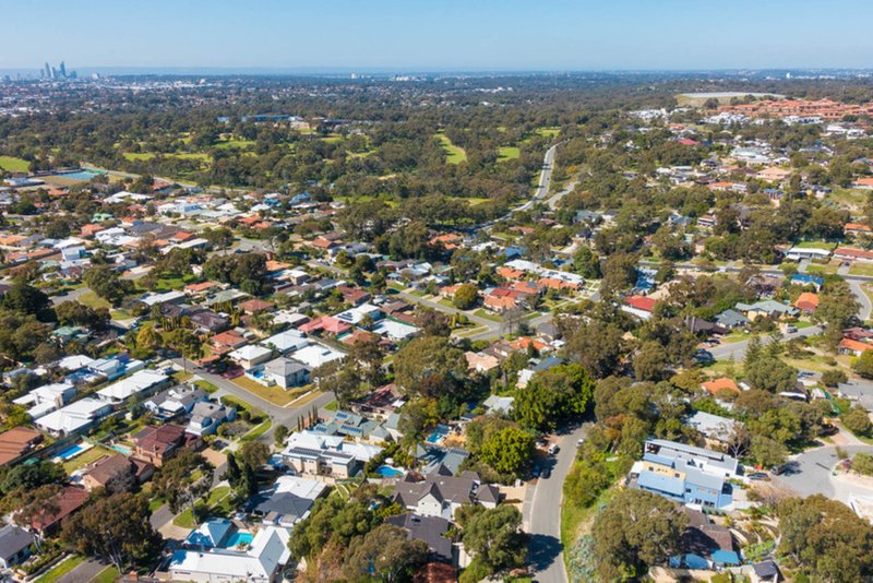 Photo - 8A Ridge Street, Wembley Downs WA 6019 - Image 4