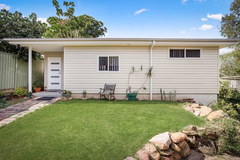 Photo - 8A Templeton Crescent, Baulkham Hills NSW 2153 - Image 2