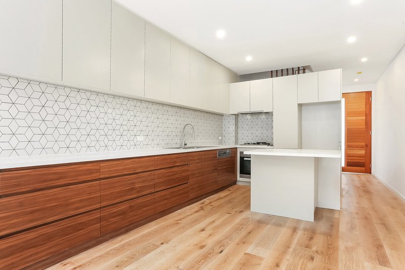 Photo - 8a Victoria Street, Queens Park NSW 2022 - Image 2