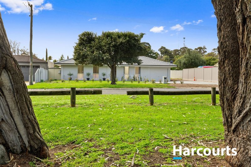 Photo - 8A Waidup Street, Wanneroo WA 6065 - Image 9