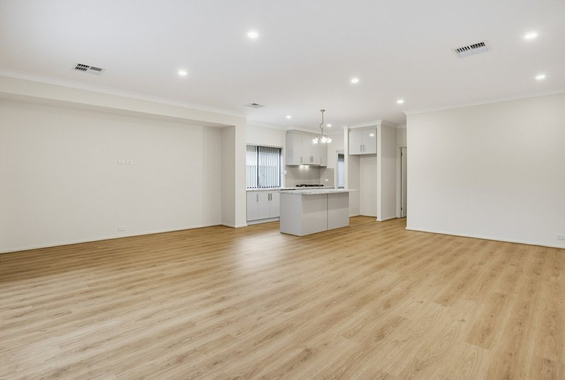 Photo - 8A Wigham Road, Aldinga Beach SA 5173 - Image 13