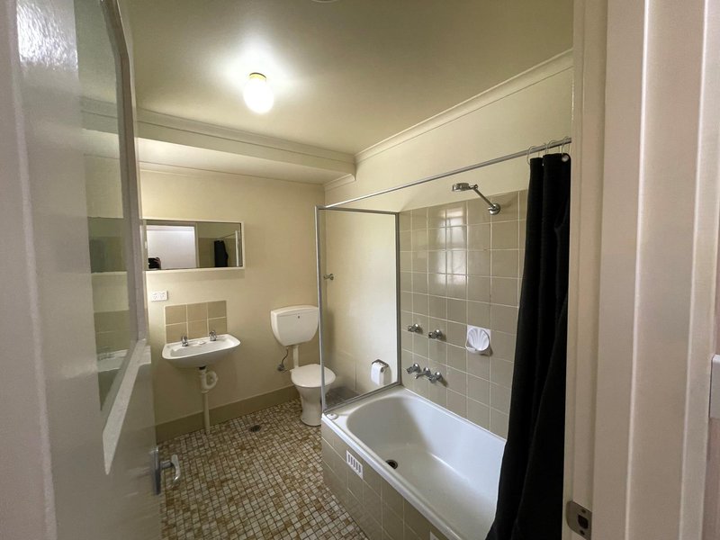 Photo - 8a/2 Keith Street, Scullin ACT 2614 - Image 4