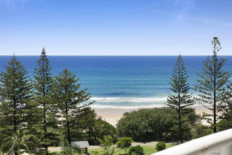 Photo - 8A/3 Second Avenue, Burleigh Heads QLD 4220 - Image 3