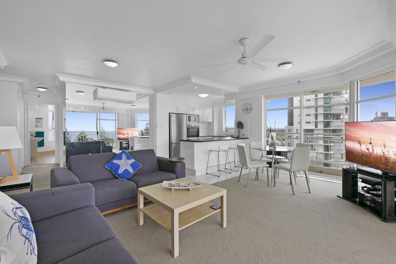 Photo - 8A/3 Second Avenue, Burleigh Heads QLD 4220 - Image 6