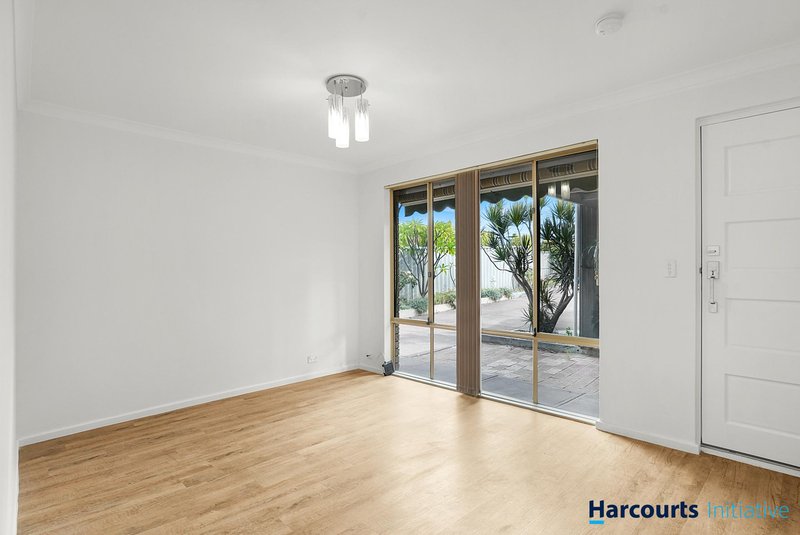 Photo - 8B Auks Rise, Ballajura WA 6066 - Image 5