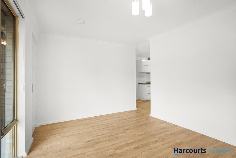 Photo - 8B Auks Rise, Ballajura WA 6066 - Image 6